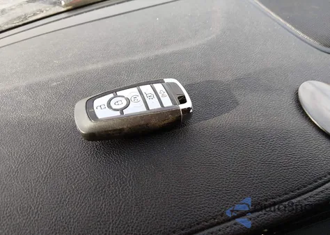 2021 Lincoln Navigator Standard L from USA, damaged, VIN 5LMJJ3NTXMEL17288